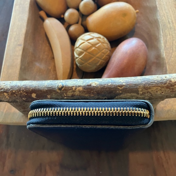 Gucci Midnight Blue Leather Wallet - Picture 7 of 12